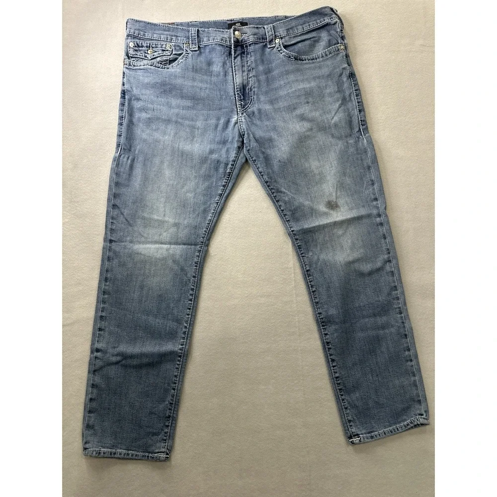 True Religion note spot